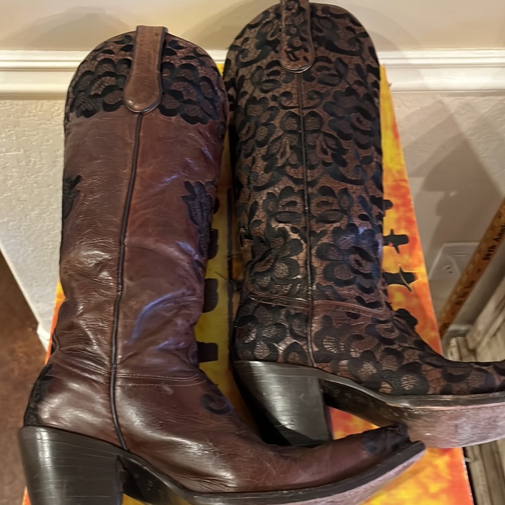 Corral LD Choc Black Tall Floral Lace Embroidery Boots - Picture 3 of 16
